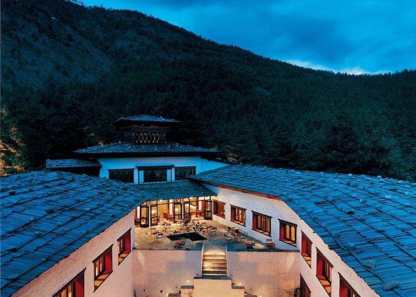  Paro Exterior Detail