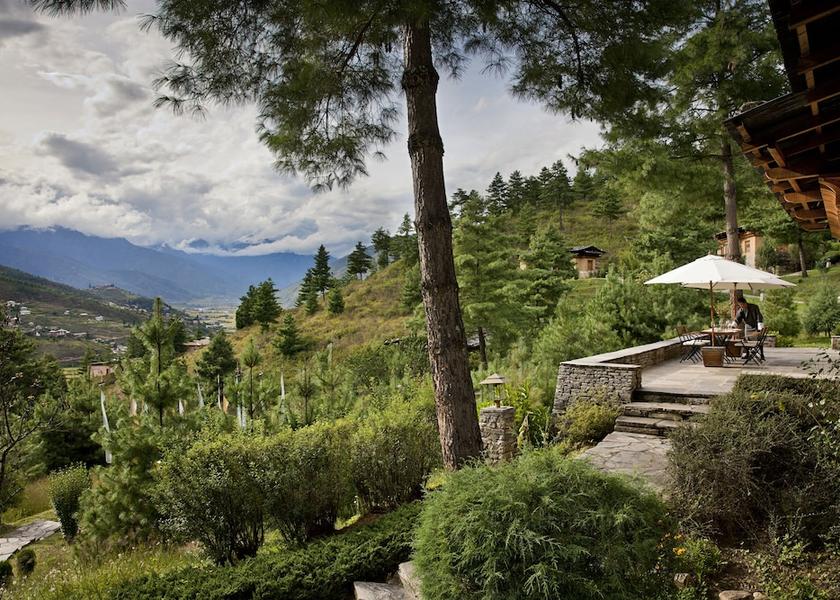  Paro Exterior Detail