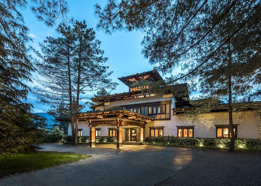 Paro Paro Exterior