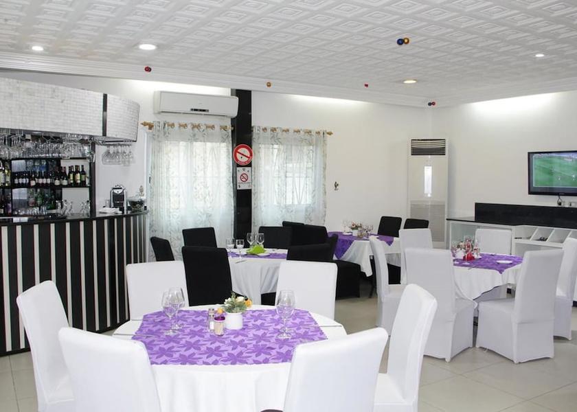  Abidjan Meeting Room