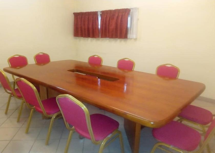  Abidjan Meeting Room