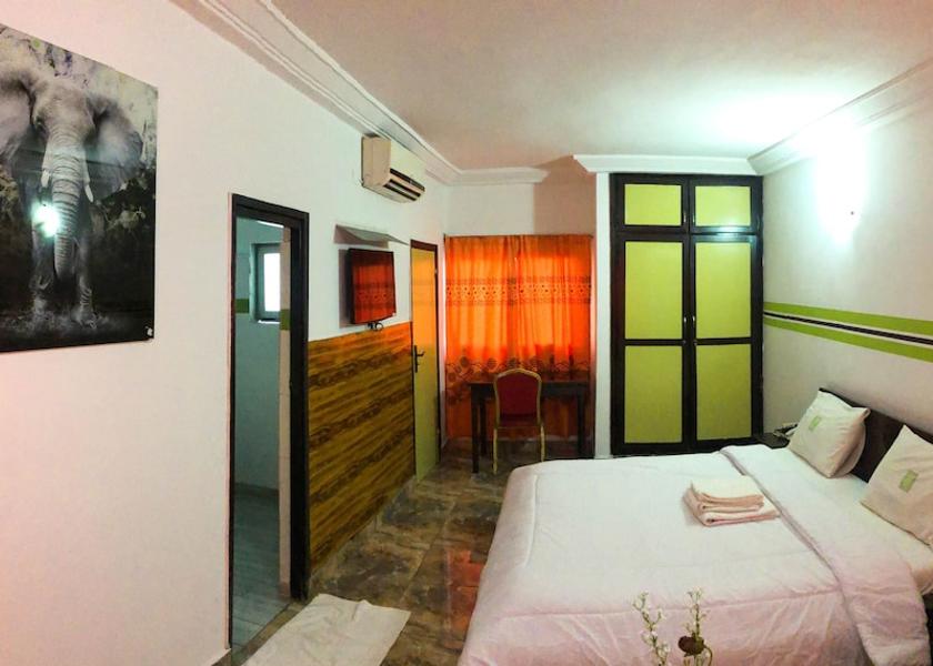  Abidjan Room