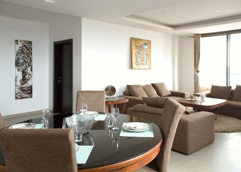  Abidjan In-Room Dining