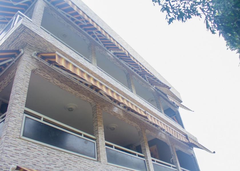  Abidjan Interior Entrance