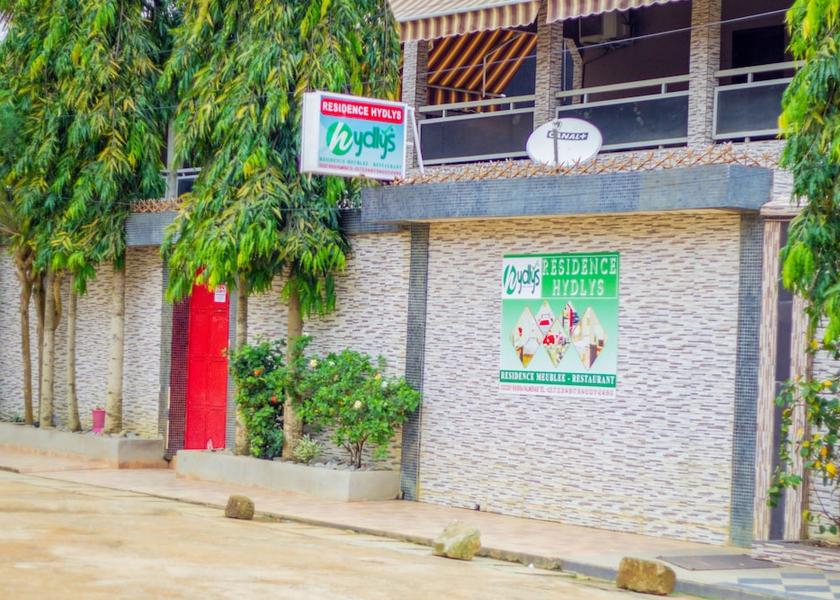  Abidjan Exterior Detail