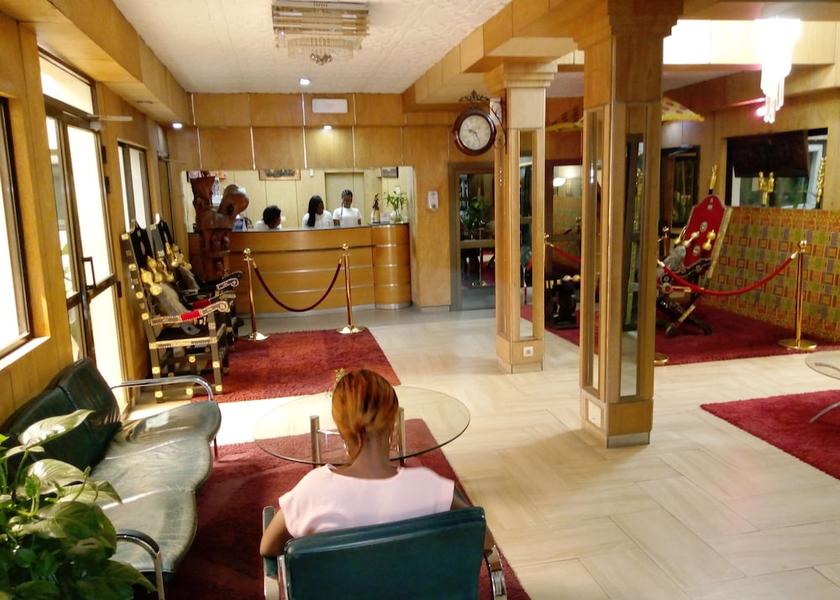  Abidjan Lobby