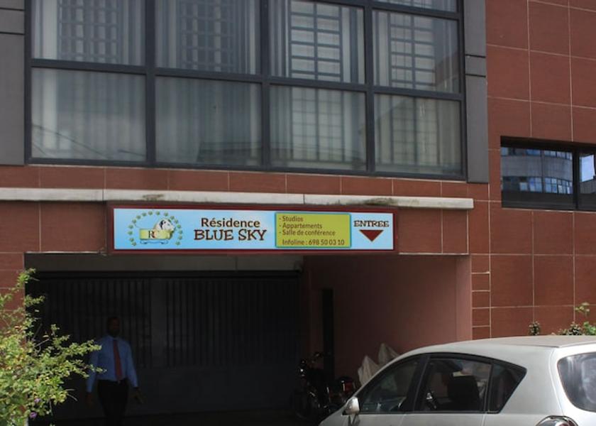  Douala Entrance