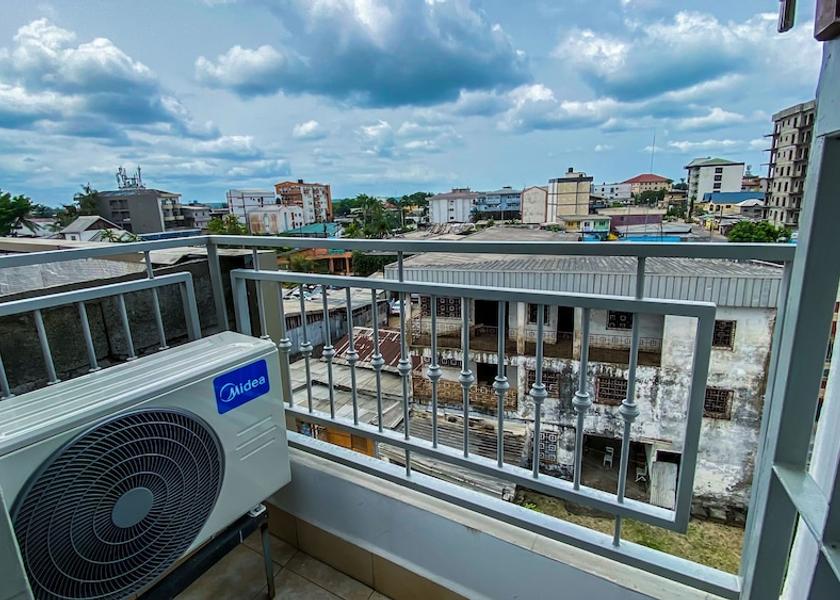  Douala Terrace