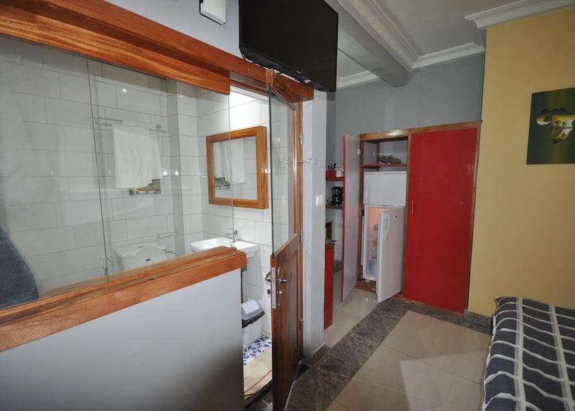  Douala Interior Entrance