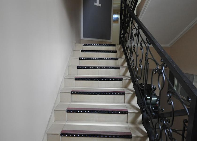  Douala Interior Entrance