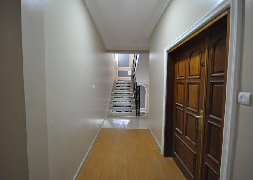  Douala Interior Entrance