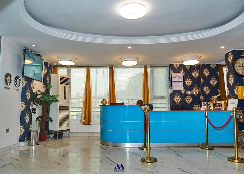  Douala Reception