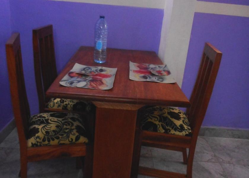  Douala In-Room Dining