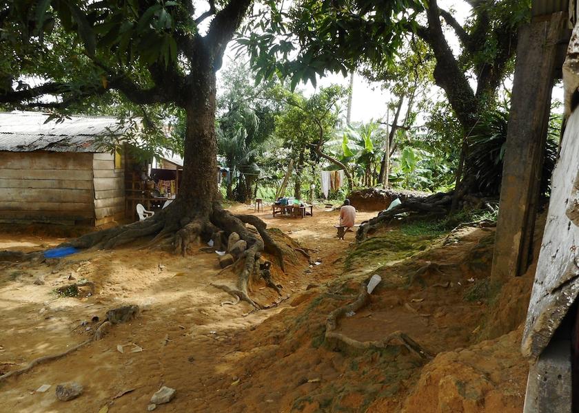  Douala Exterior Detail