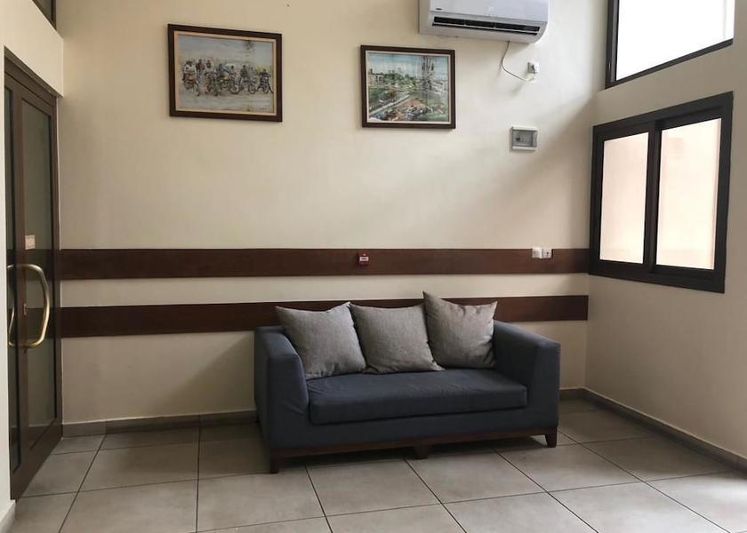  Douala Lobby