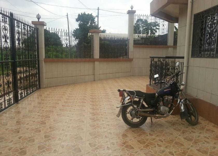  Douala Interior Entrance