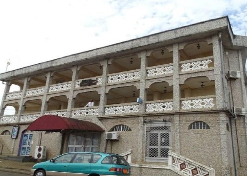 Limbe Facade