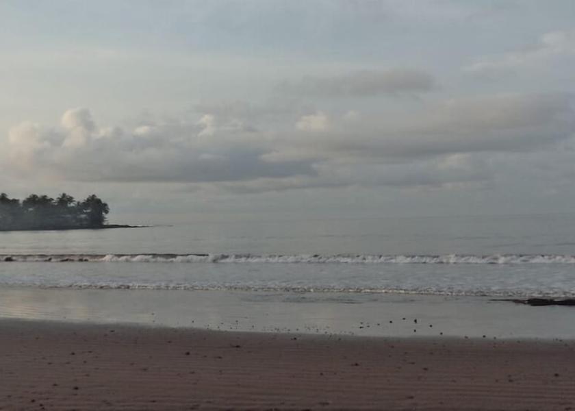  Limbe Beach