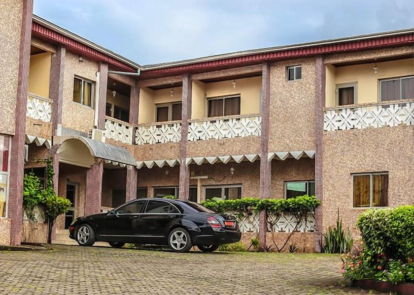  Limbe Facade