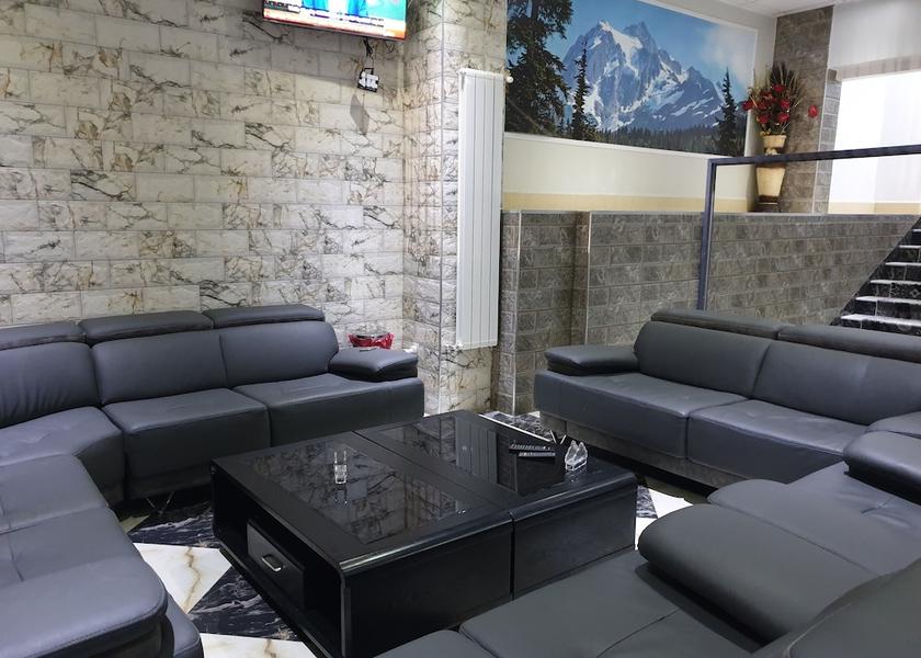  Constantine Lobby
