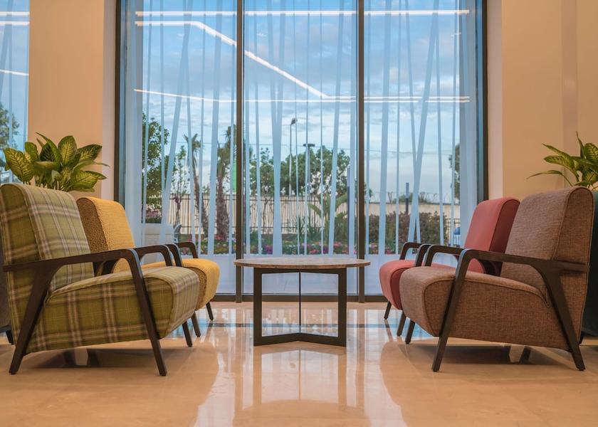  Algiers Lobby