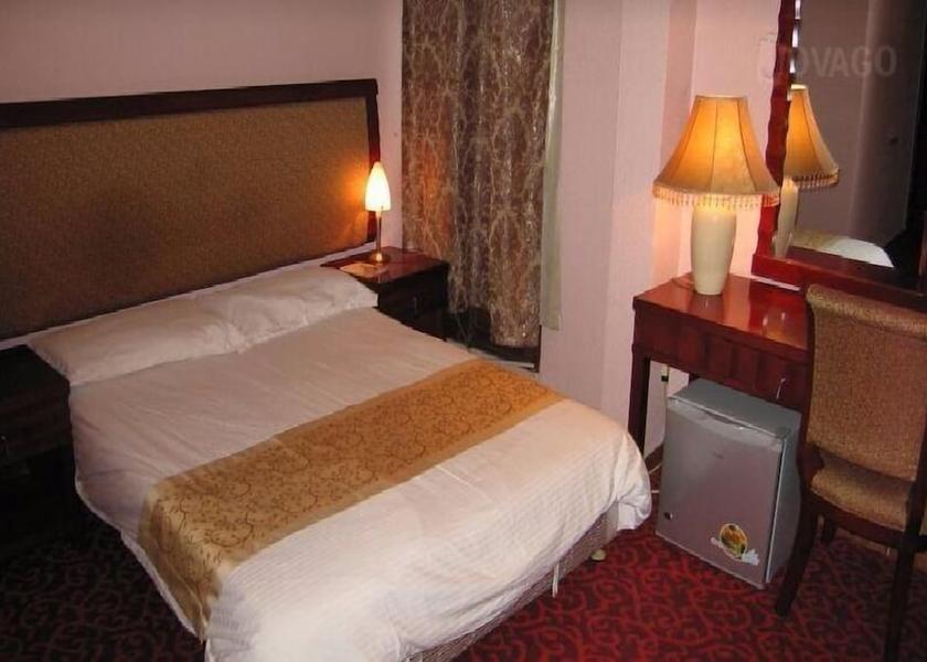  Oran Room