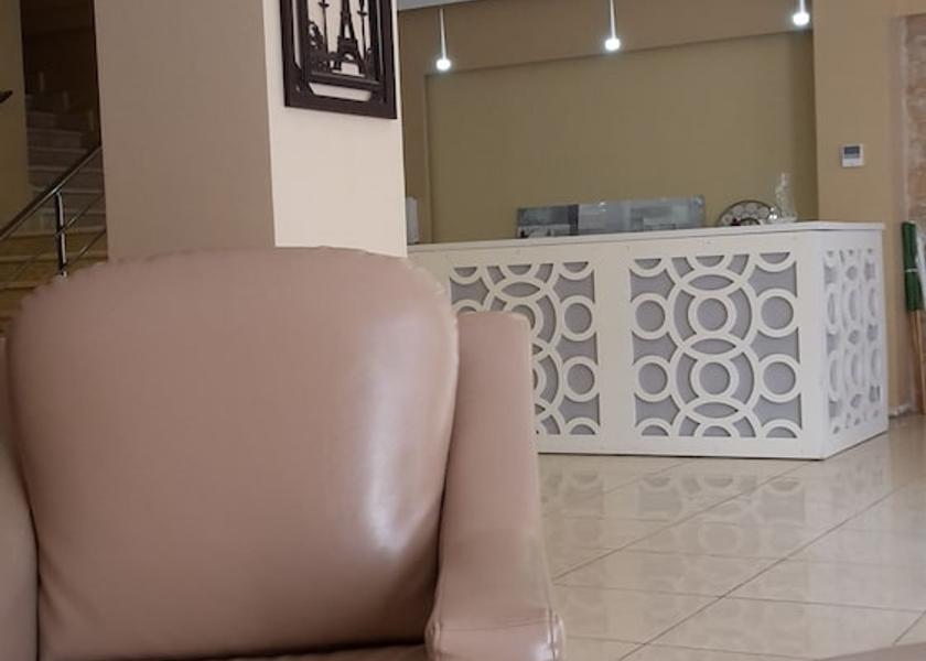  Oran Lobby