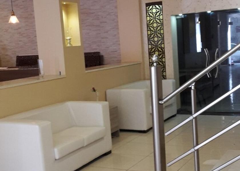  Oran Lobby
