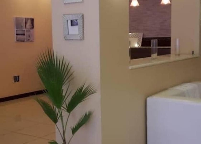  Oran Lobby