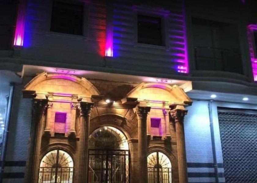  Oran Facade