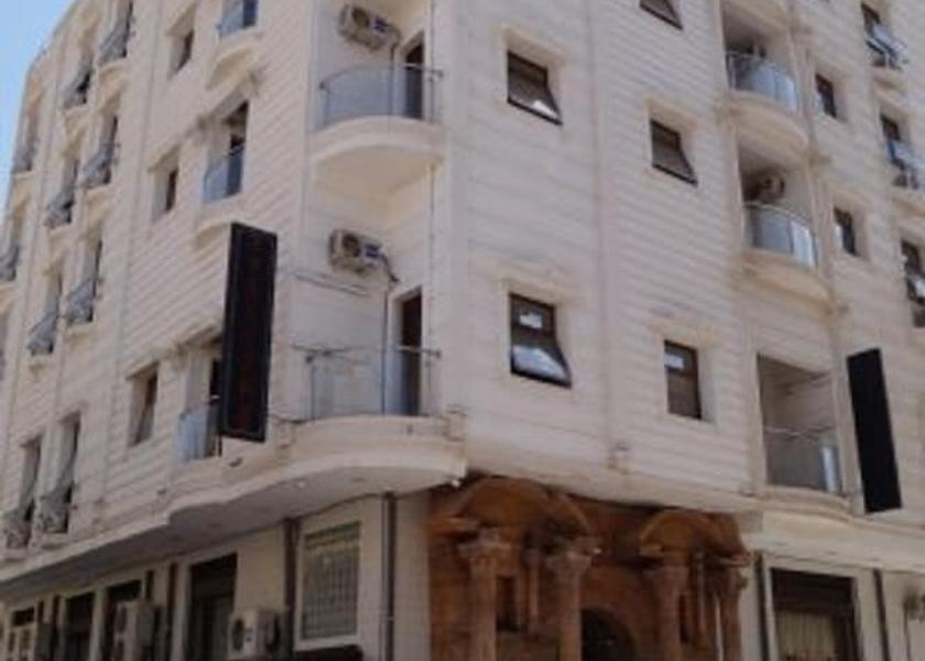  Oran Facade