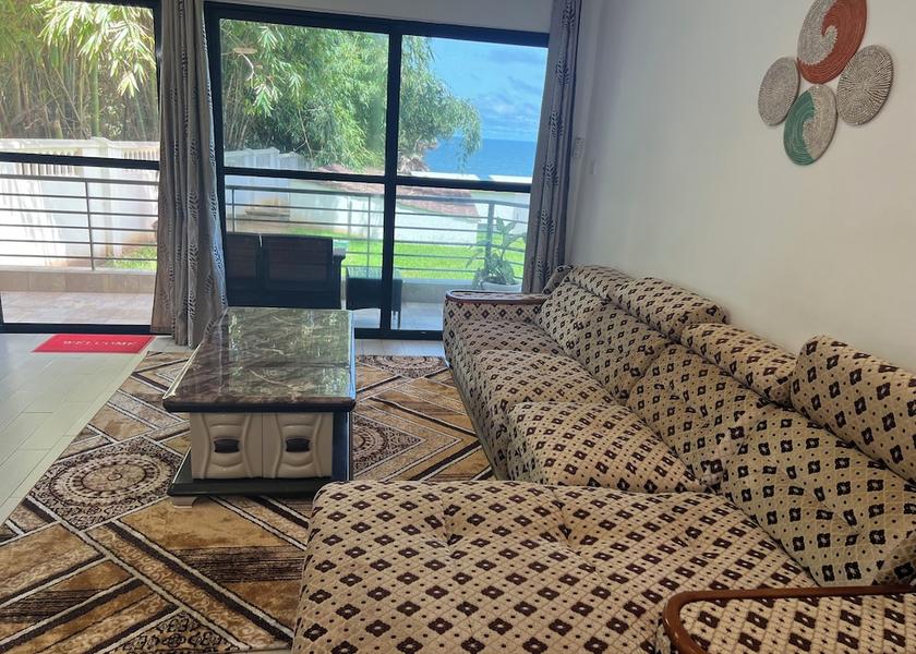  Serrekunda Room