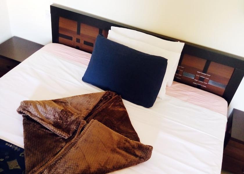 Serrekunda Room
