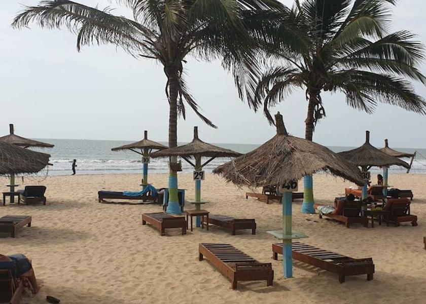  Serrekunda Beach