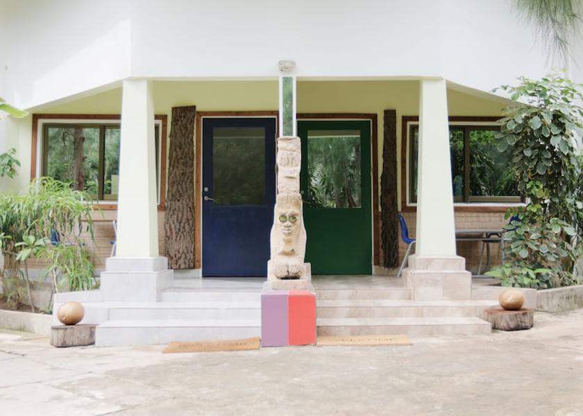  Serrekunda Facade