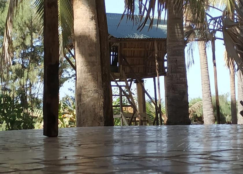  Kartong Exterior Detail