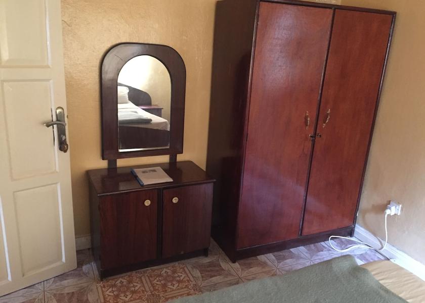  Bakau Interior Entrance