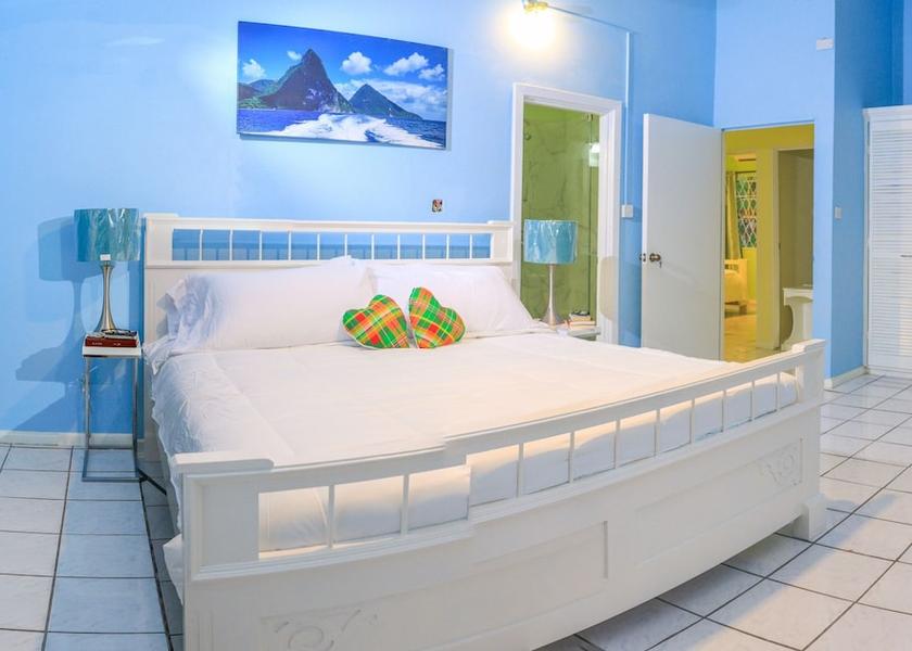  Soufriere Room