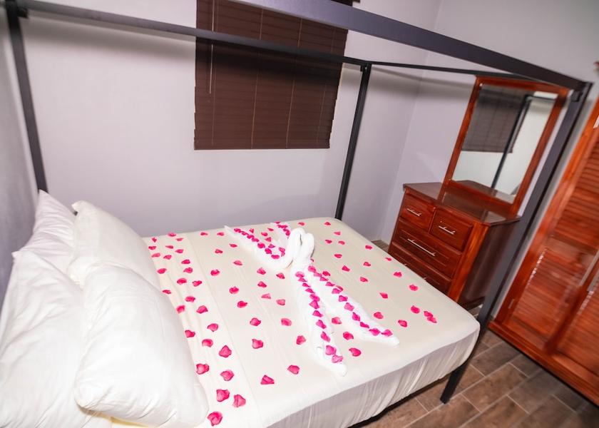  Soufriere Room