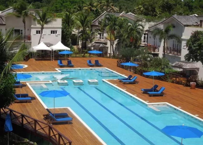  Gros Islet Exterior Detail