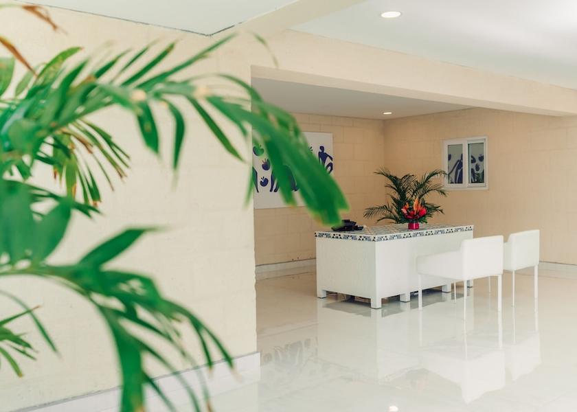  Gros Islet Reception