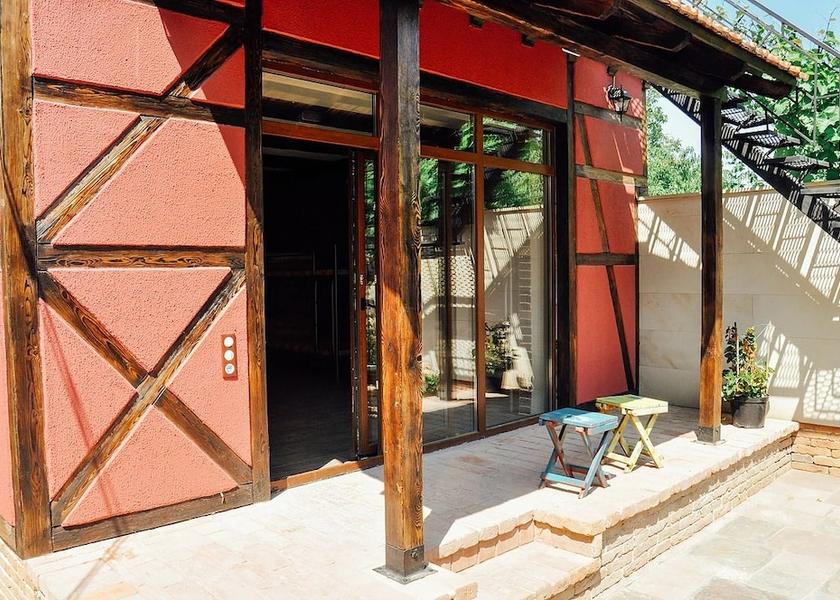  Chisinau Exterior Detail