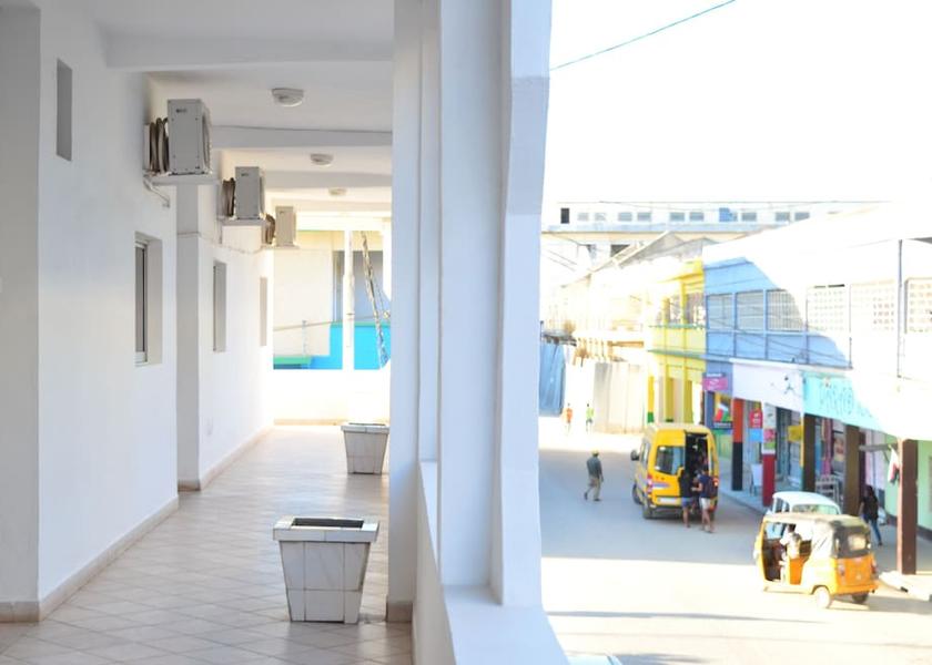  Mahajanga Lobby