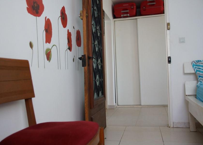  Mahajanga Room