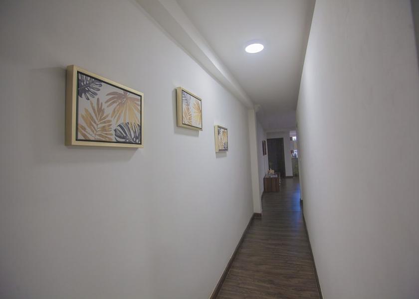  Antananarivo Interior Entrance
