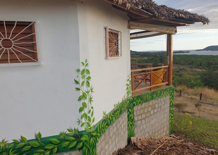  Nosy Be Exterior Detail