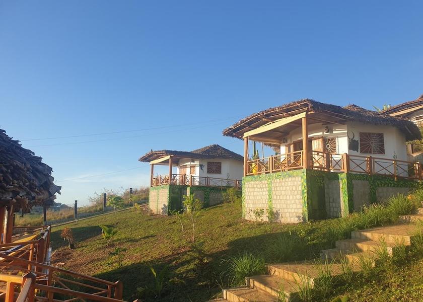  Nosy Be Exterior Detail