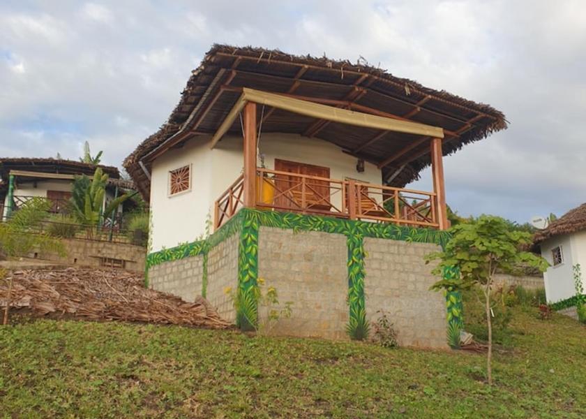  Nosy Be Exterior Detail