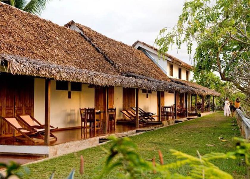  Nosy Be Exterior Detail