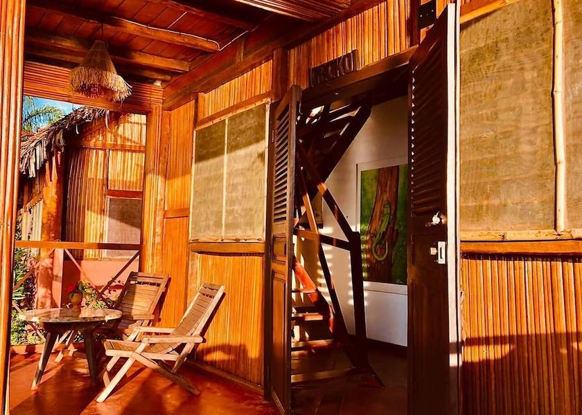  Nosy Komba Exterior Detail